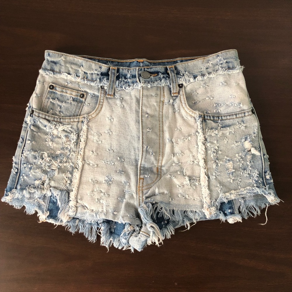 Carmar distressed shorts